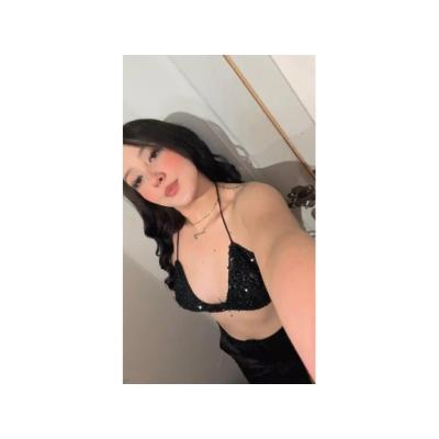 SARA TIERNA Y SEDUCTORA JOVEN DE 20 AÑOS