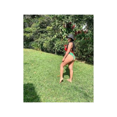 RICA NENITA COMPLACIENTE