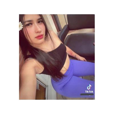 XKARLA UNIVERSITARIA RECIEN INICIADA