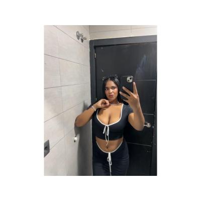 NIKOL MULATA CACHONDA Y ENTREGADA!!