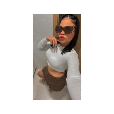 JOVEN VENEZOLANA ELEGANTE EXCLUSIVA