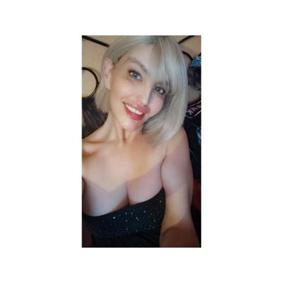 Madre soltera solo servicios online. . .