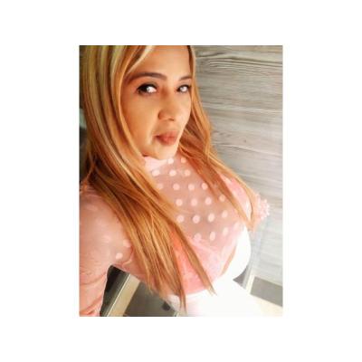 TETONA QUIERE QUE LE DEN CAÑA  24 HORAS