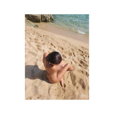 Yassmin morena exótica en Girona centro