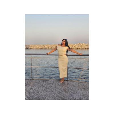 LAURA COLOMBIANA ESPECTACULAR