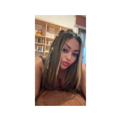 Rubi dulce de leche jovencita