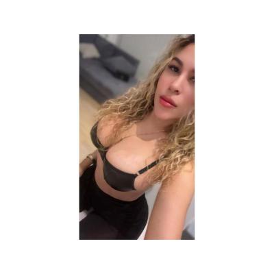 VICKY CON GANAS DE CONOCERTE