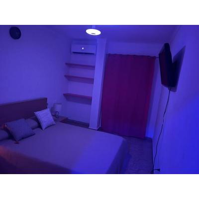 SE ALQUILAN LUJOSAS HABITACIONES