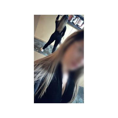 CAMILA 24 DISPONIBLE SOLO SALIDAS