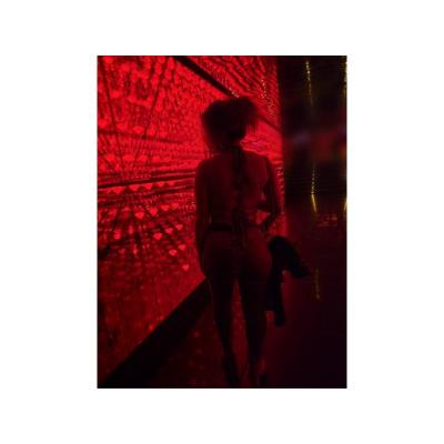 CAMILA 24 DISPONIBLE SOLO SALIDAS