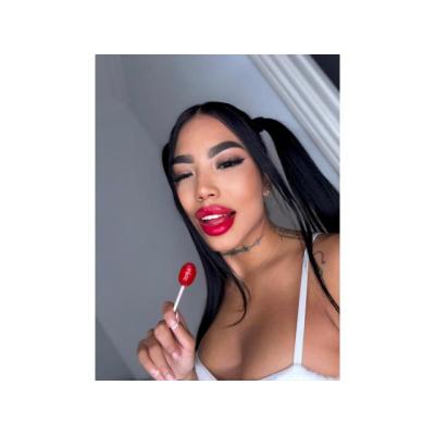 MARTINA RECIEN LLEGADA