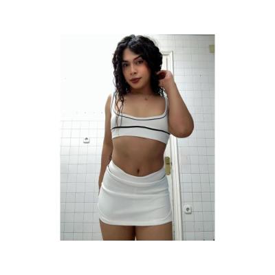 CHENNEL TU MUÑECA DE COLOR CANELA