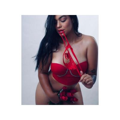 CARIÑOSA CHICA MUY JOVEN