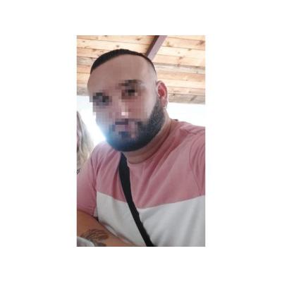 Joven 31 rellenito sevillano