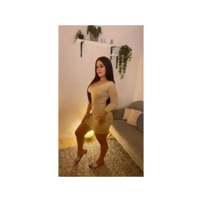 DISCRETRA Y JOVEN SEDUCTORA