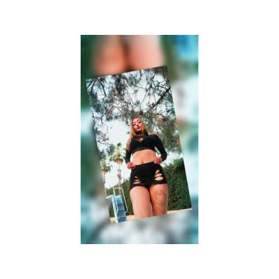 RICO TRATO DE UNA LATINA