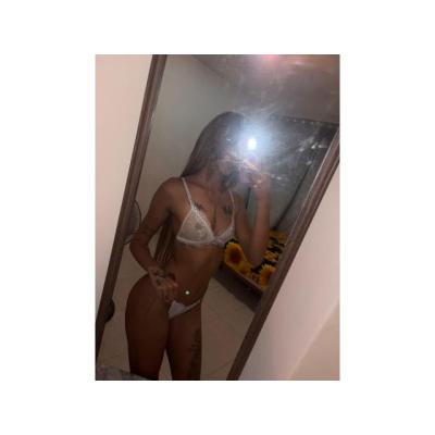 VICKY NOVEDAD LLAMAME!!!