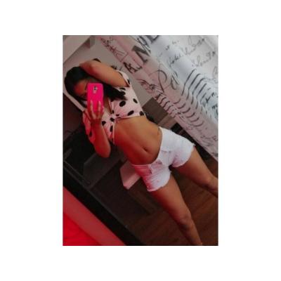 Preciosa jovencita colombiana