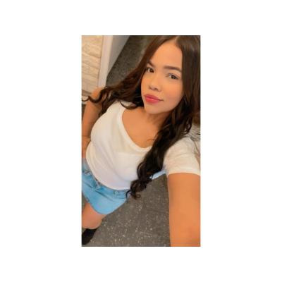 DISFRUTA DE UN RICO MASAJITO CON FINAL FELIZ