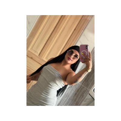 BUSCO QUIEN FOLLE MI RICO CONEJITO HUMEDO