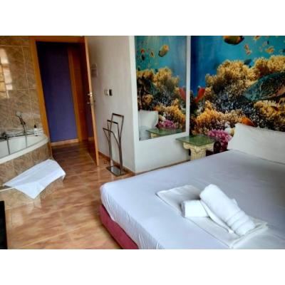 LINDAS  Y COMODAS HABITACIONES EN RUZAFA