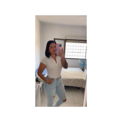 Madurita y con unas curvas resaltantes