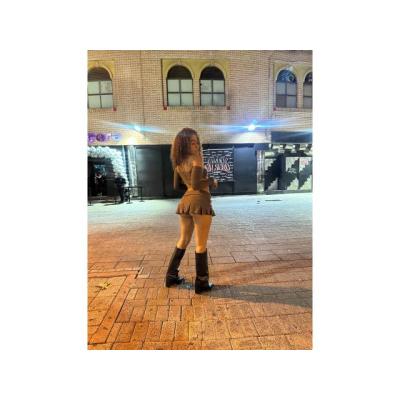 Nikol hermosa jovencita en elche