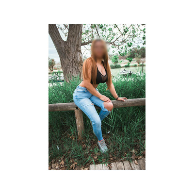 ESTEFANIA LATINA ARDIENTE