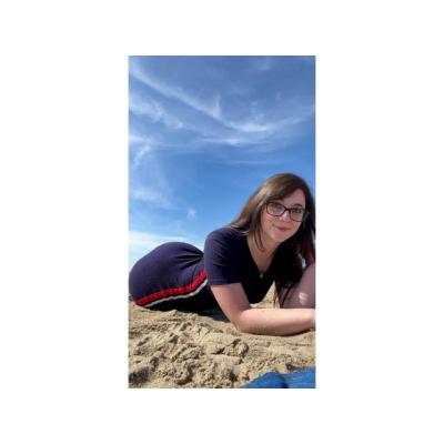 CHICA FRANCESA DISPONIBLE AHORA