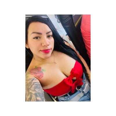 LATINA ARDIENTE Y APASIONADA