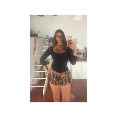 NOOR SEXY LATINA CHICA TRANS