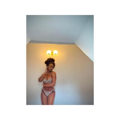 LUISA ARIAS COLOMBIANA