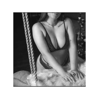 AMIGUITAS EN EL BARRIO DEL PILAR DESDE 50€