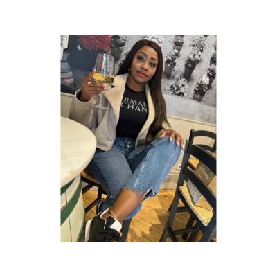 SOY NOVEDAD VEN Y PASAMOS BIEN RICO