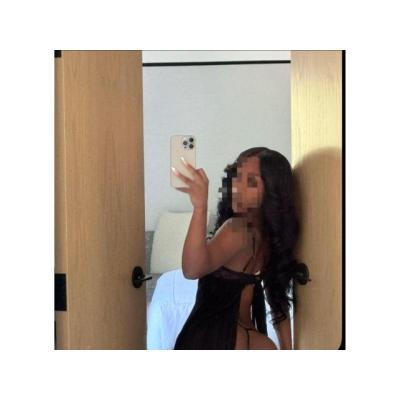 BELLA ESTROVERTIDA Y SENSUAL