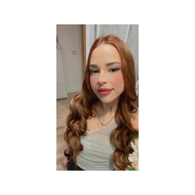 JOVENCITA JUGUETONA 24H