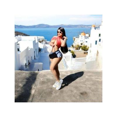 LORENA – LA SENSACIÓN QUE DESATARÁ TUS SUEÑOS