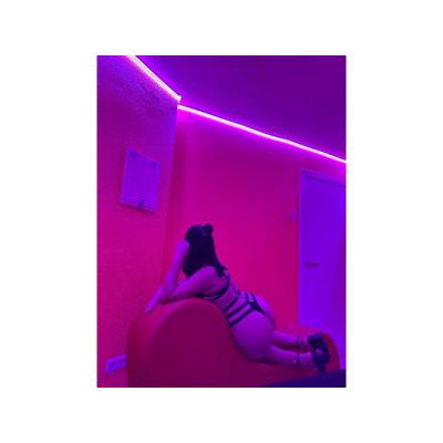 Soy esa mujer que despierta lo que. . .