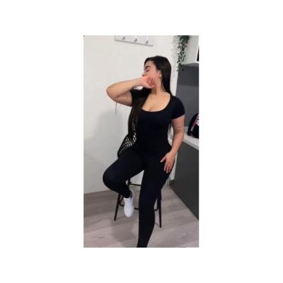 BRIANA LLENITA DE MUCHAS GANAS POR FOLLARTE