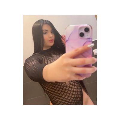 BRIANA MULATA CALIENTE Y SENSUAL