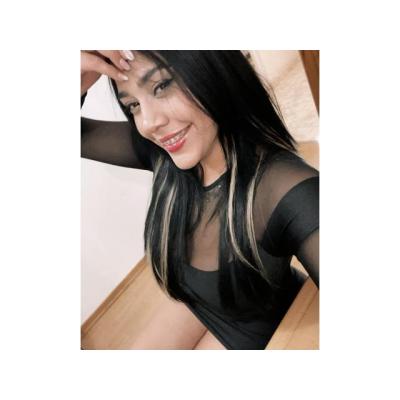 GEMIRÁS DE PLACER. . . SEXY VENEZOLANA