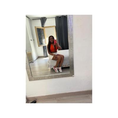 NIÑATA CULONA ADICTA AL SEXO