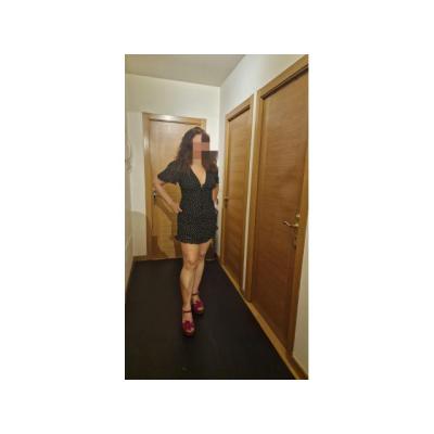 FOGOSA Y DESENFRENADA LATINA 