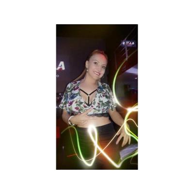 MILF DE GRANDES TETAS NATURALES