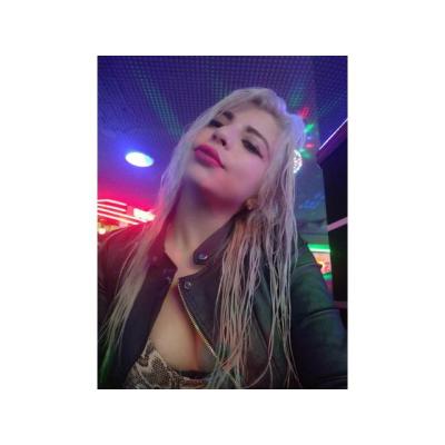 LA MEJOR ACOMPAÑANTE