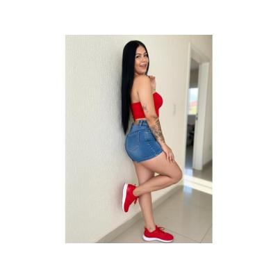 PAMELA HERMOSA MUJER COLOMBIANA