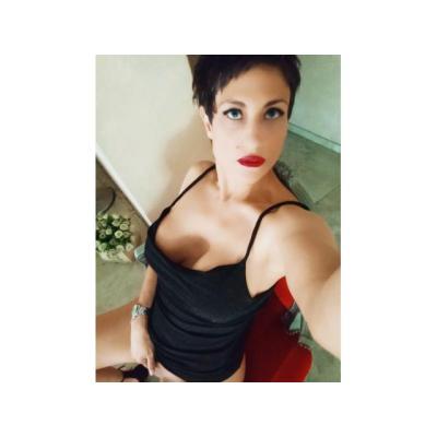 MICA  HERMOSA MUJER ARGENTINA