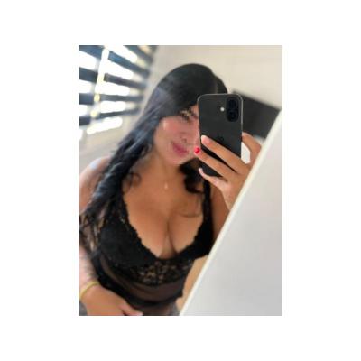 ardiente jovencita en PUERTO DE LA CRUZ