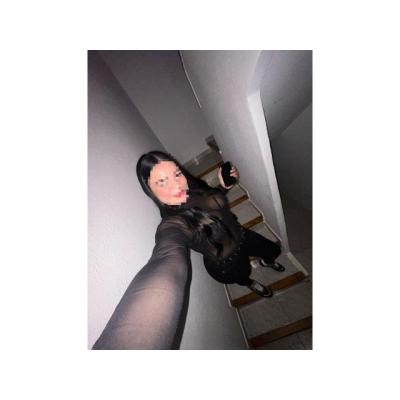 ardiente jovencita en PUERTO DE LA CRUZ