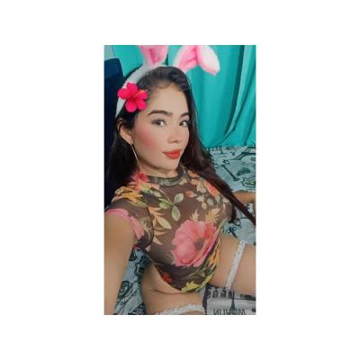 TENGO 18 AÑOS Y QUIERO Q VEAS MI RICO COÑO